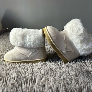 Cozy Faux Fur Lined Ivory Boots